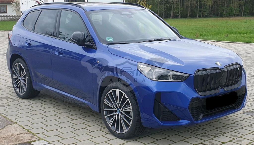 BMW iX1 2023