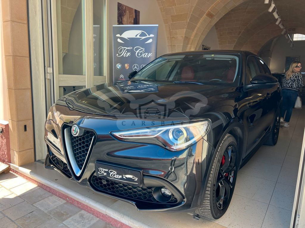 Alfa Romeo Stelvio 2021