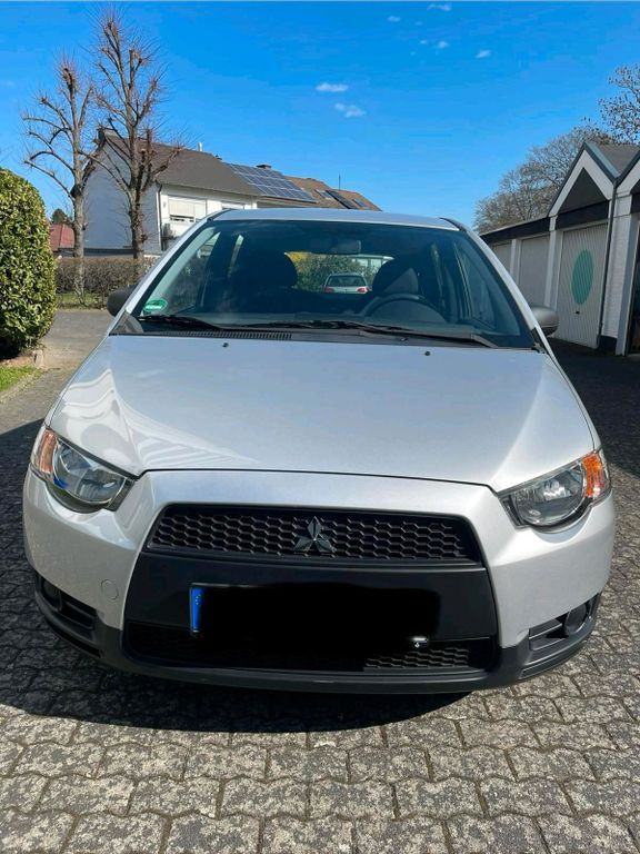 Mitsubishi Colt 2010