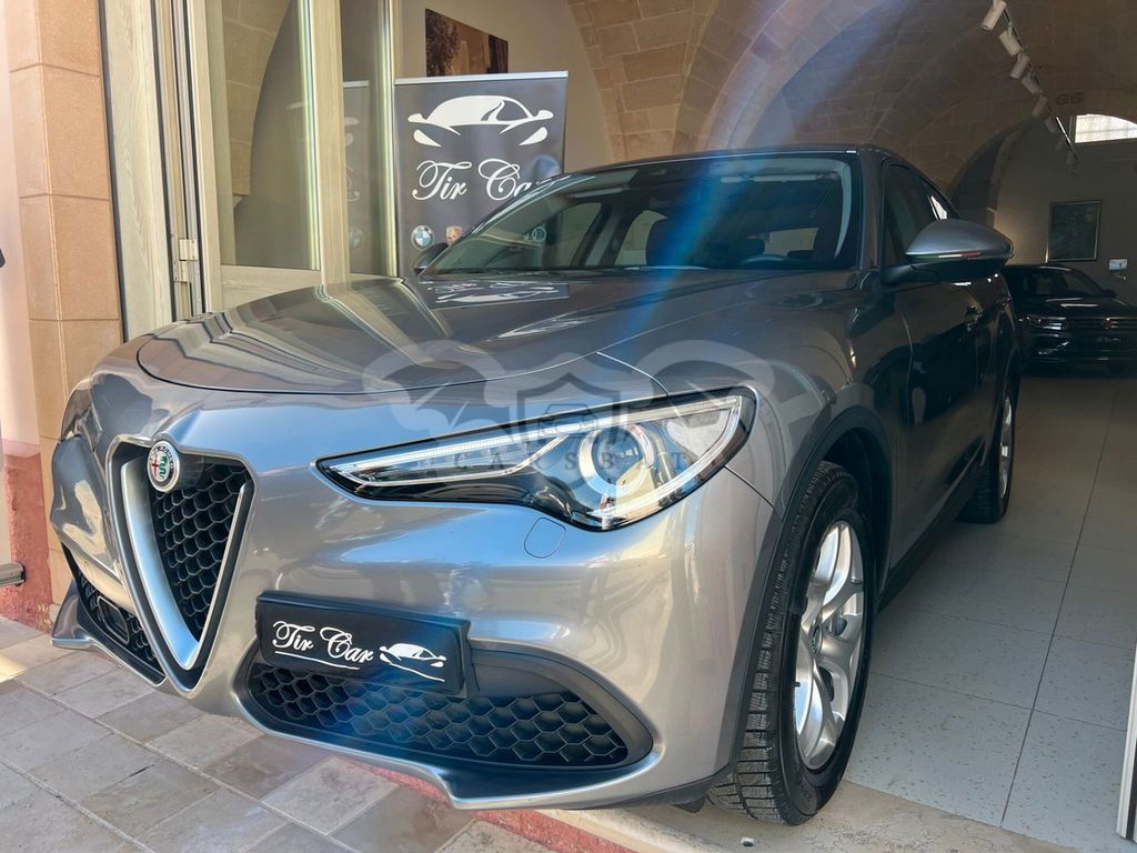 Alfa Romeo Stelvio 2021