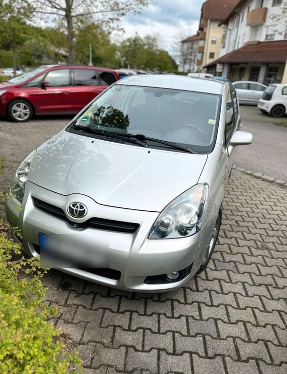 Toyota Verso 2008