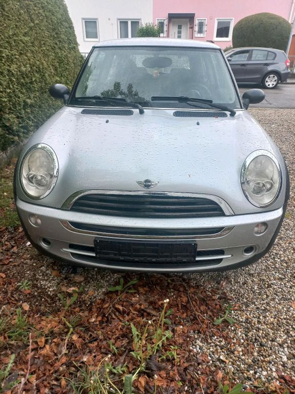Mini One 2005