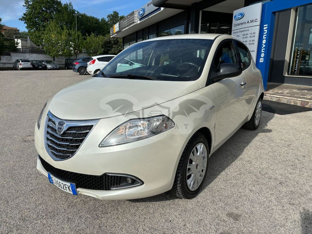 Lancia Ypsilon 2011
