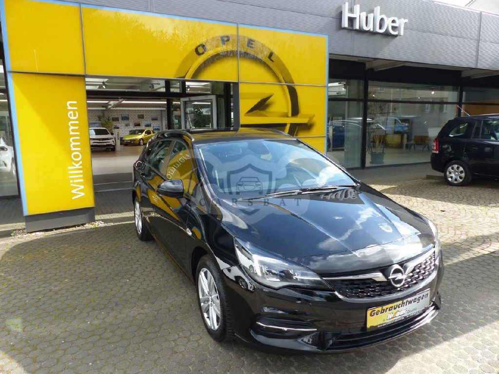 Opel Astra 2021