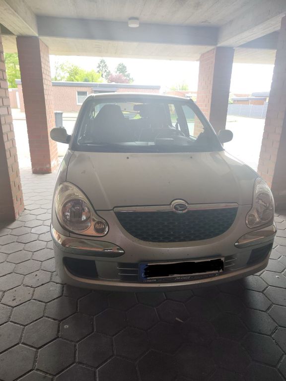 Daihatsu Sirion 2004