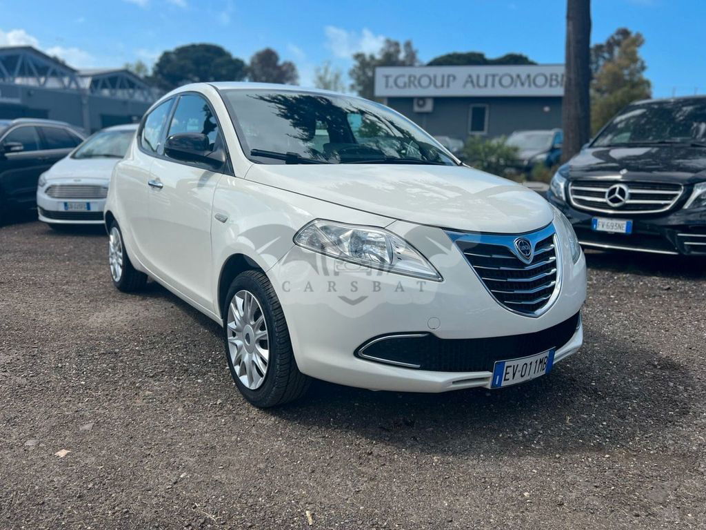 Lancia Ypsilon 2014