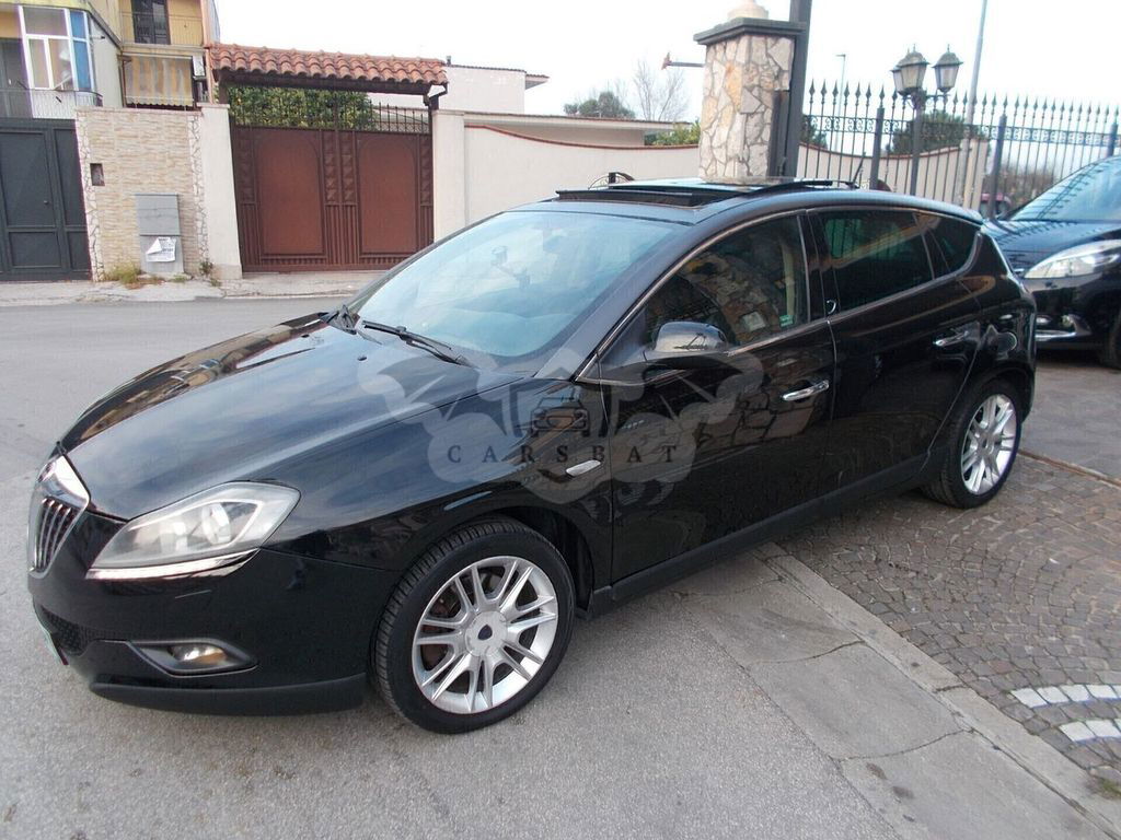 Lancia Delta 2009