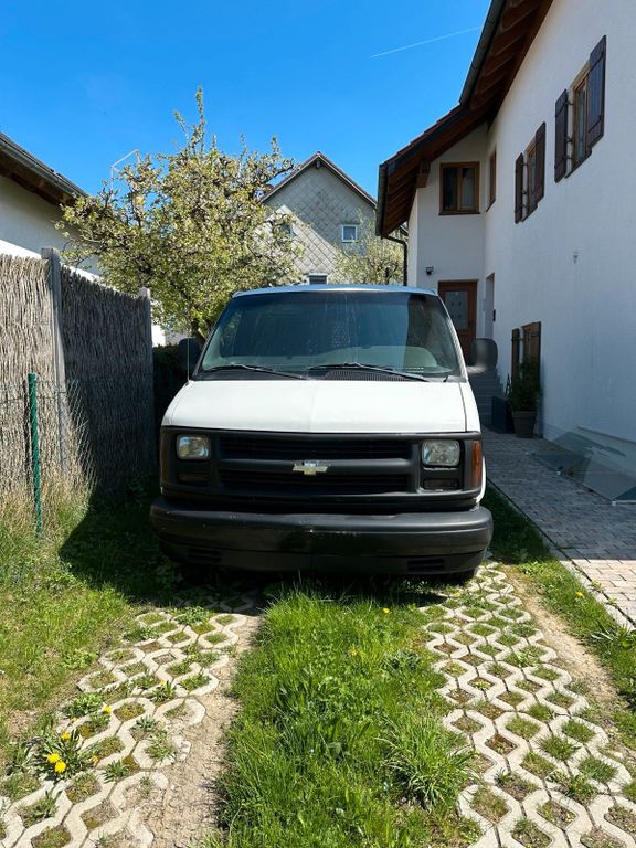 Chevrolet Express 2002