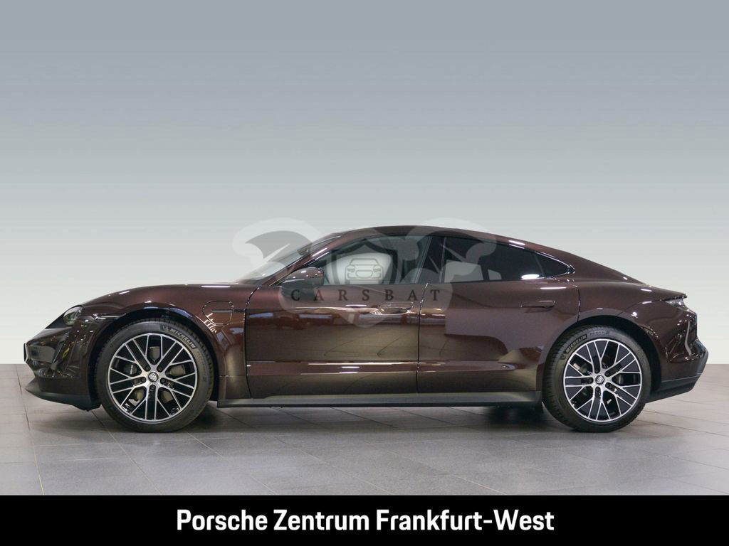 Porsche Taycan 2023