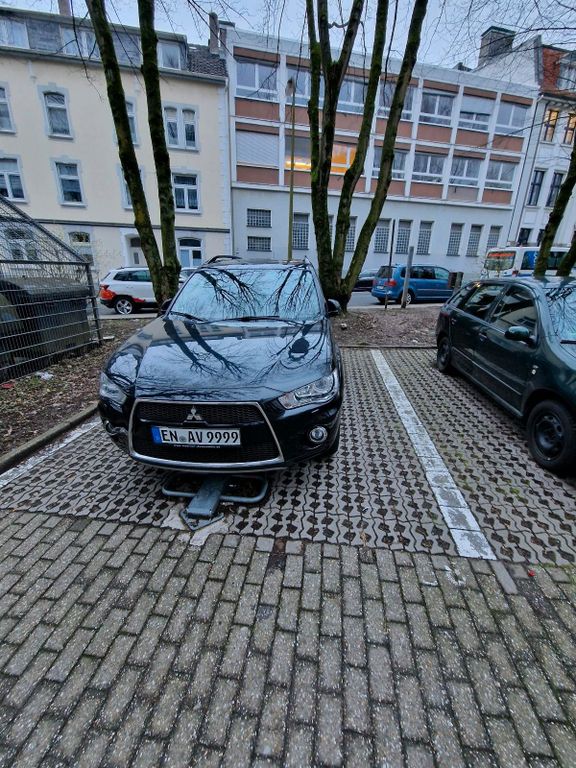 Mitsubishi Outlander 2011