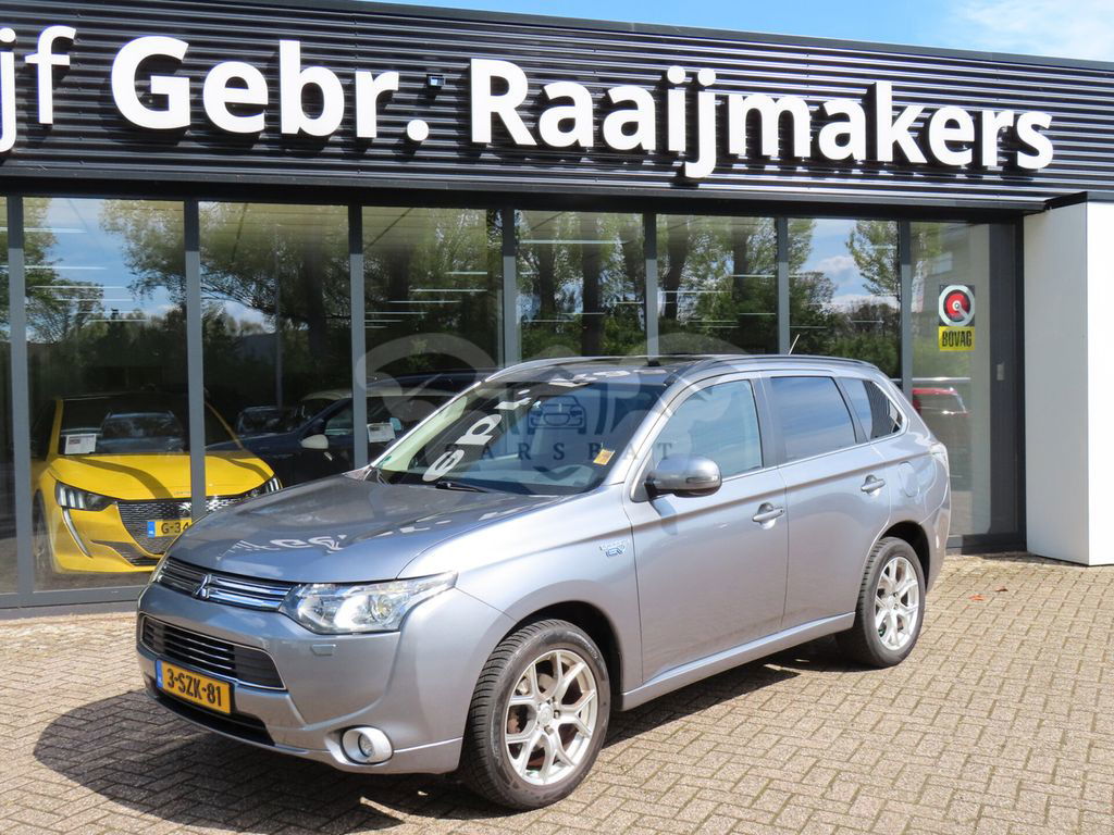 Mitsubishi Outlander 2013