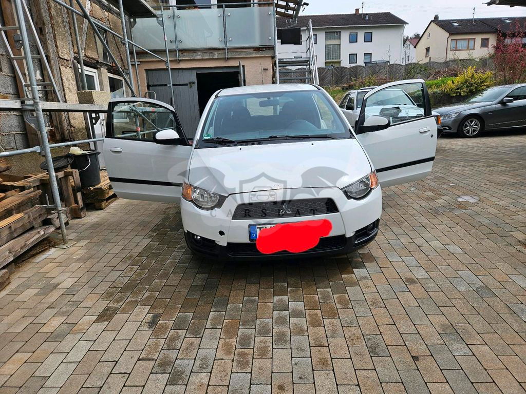 Mitsubishi Colt 2013