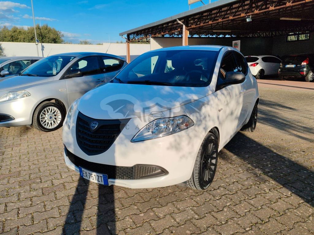 Lancia Ypsilon 2015
