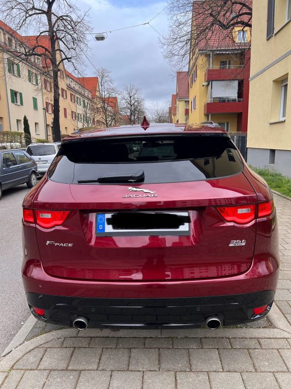 Jaguar F-Pace 2017