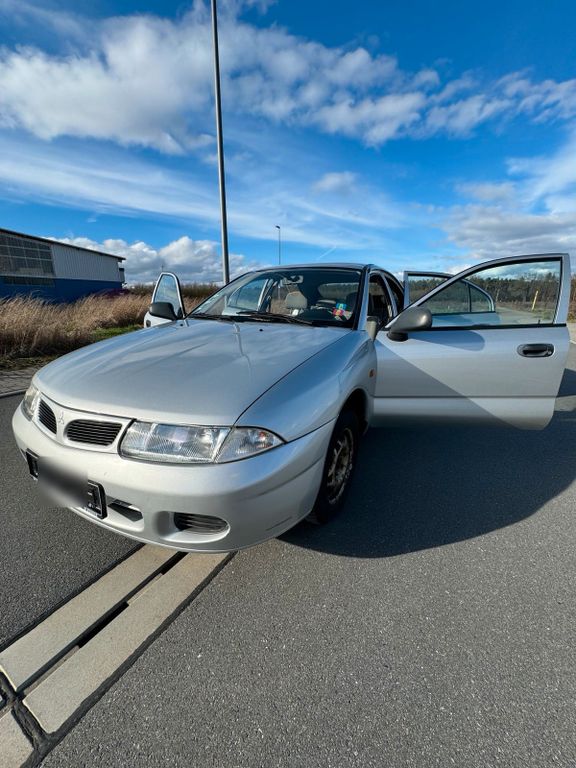 Mitsubishi Carisma 1995