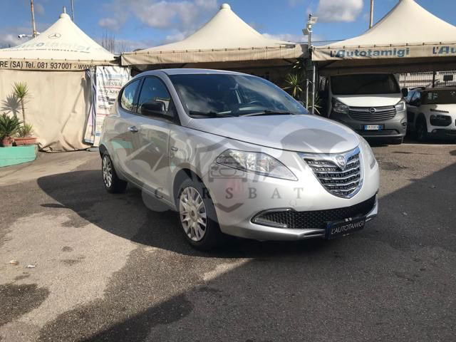 Lancia Ypsilon 2012