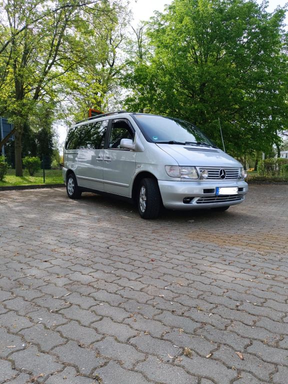 Mercedes-Benz V 220 2001