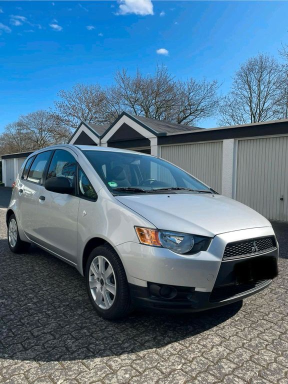 Mitsubishi Colt 2010