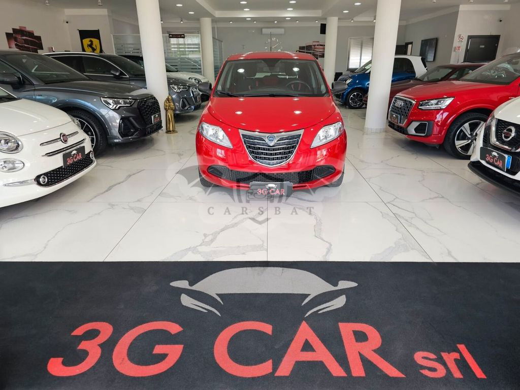 Lancia Ypsilon 2014