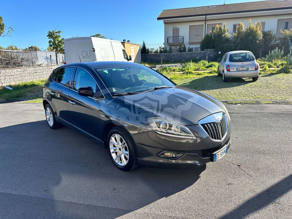Lancia Delta 2010