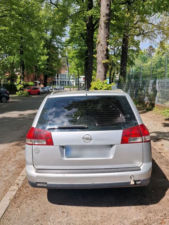 Opel Insignia 2005