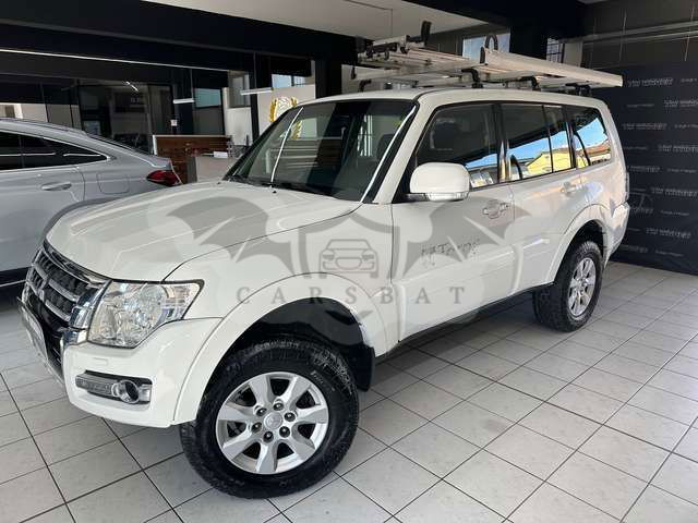 Mitsubishi Pajero 2016