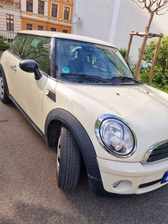 Mini One 2010