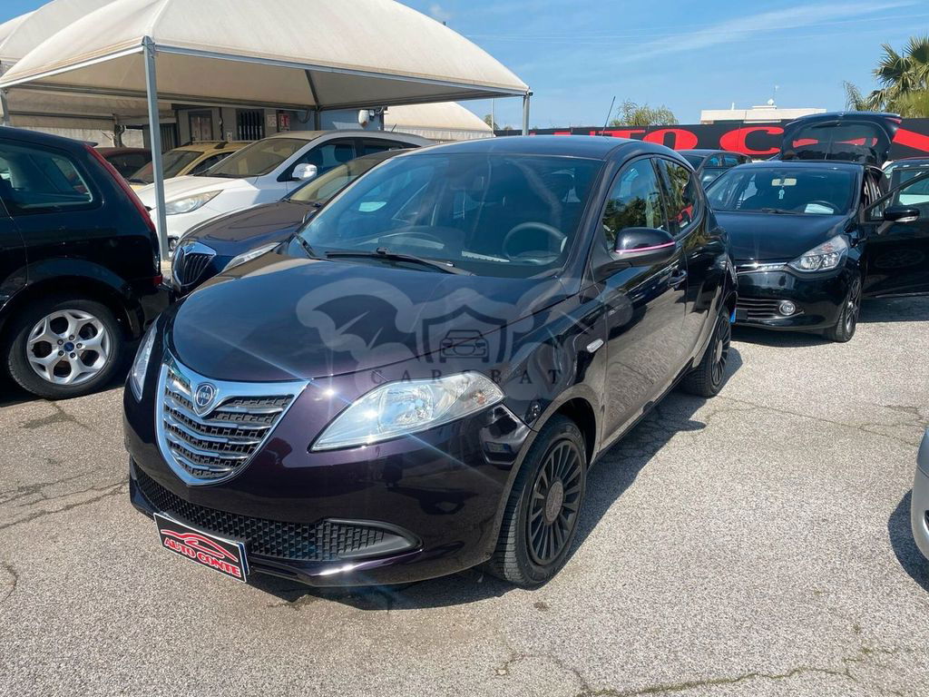 Lancia Ypsilon 2014