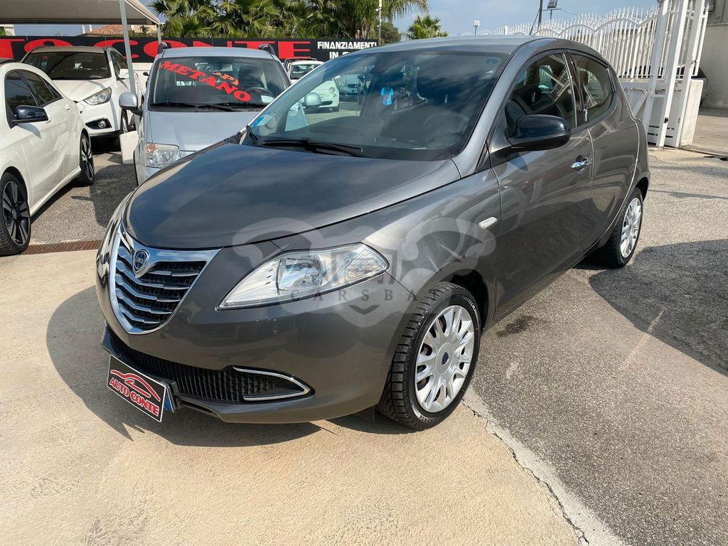 Lancia Ypsilon 2014