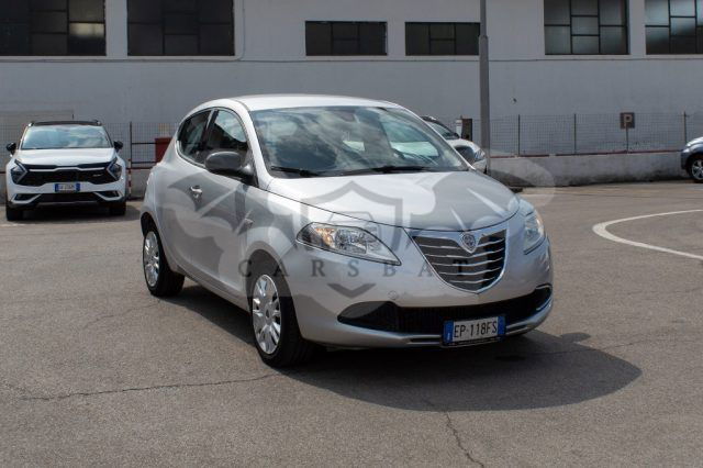 Lancia Ypsilon 2012