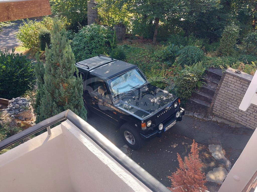 Mitsubishi Pajero 1987