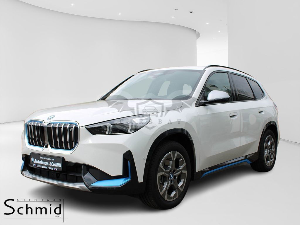 BMW iX1 2023