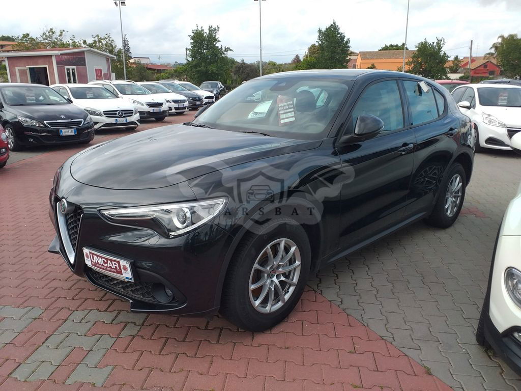 Alfa Romeo Stelvio 2017