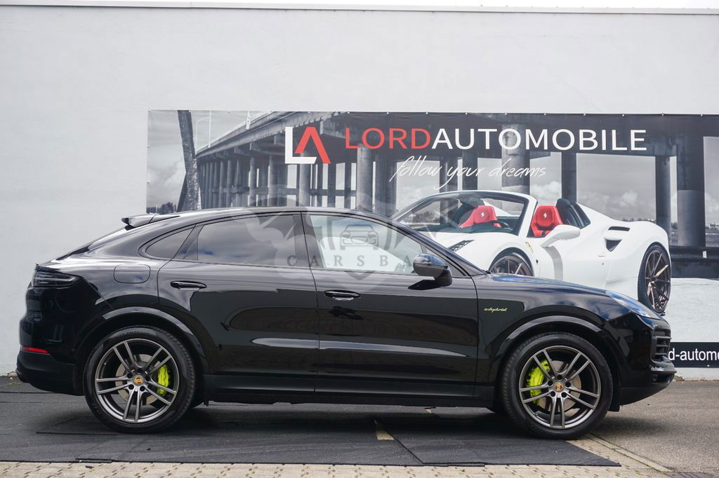 Porsche Cayenne 2022