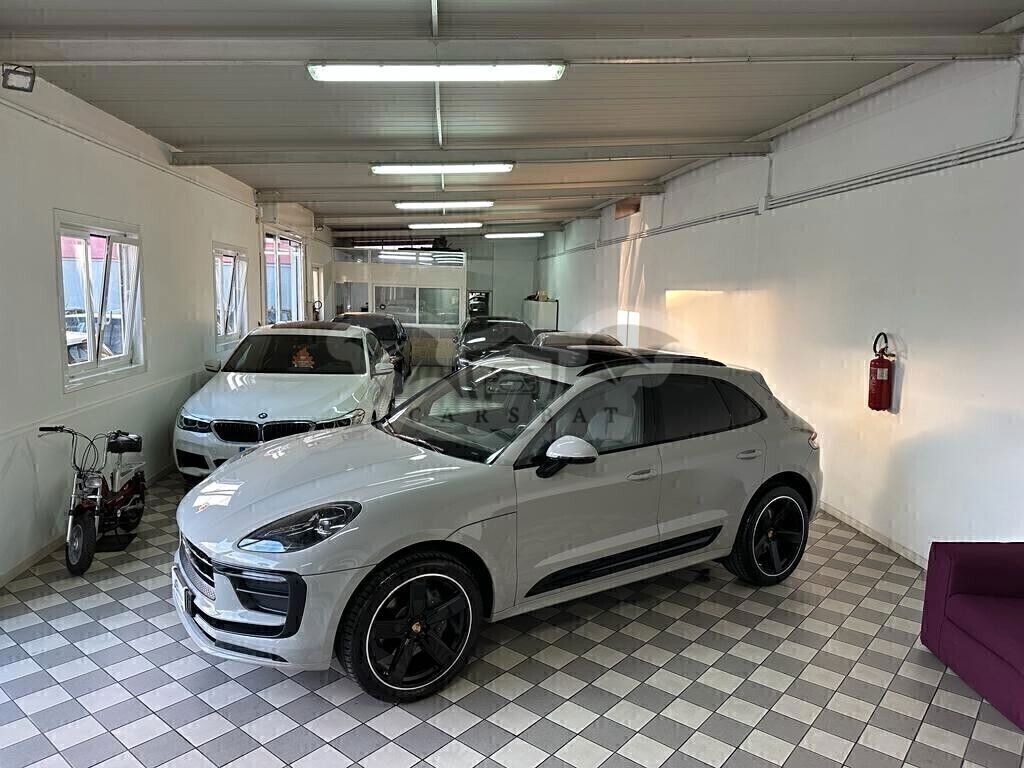 Porsche Macan 2022
