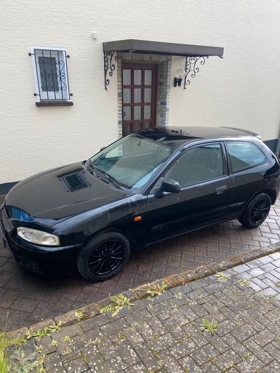 Mitsubishi Colt 1998