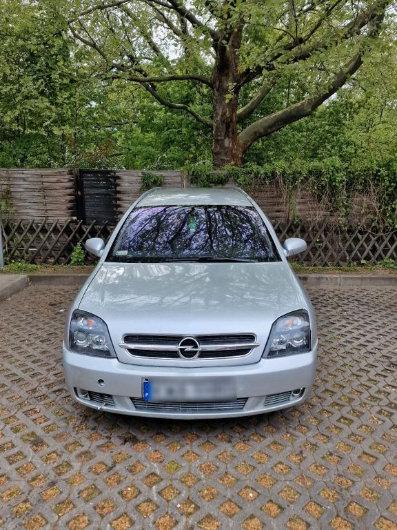 Opel Insignia 2005