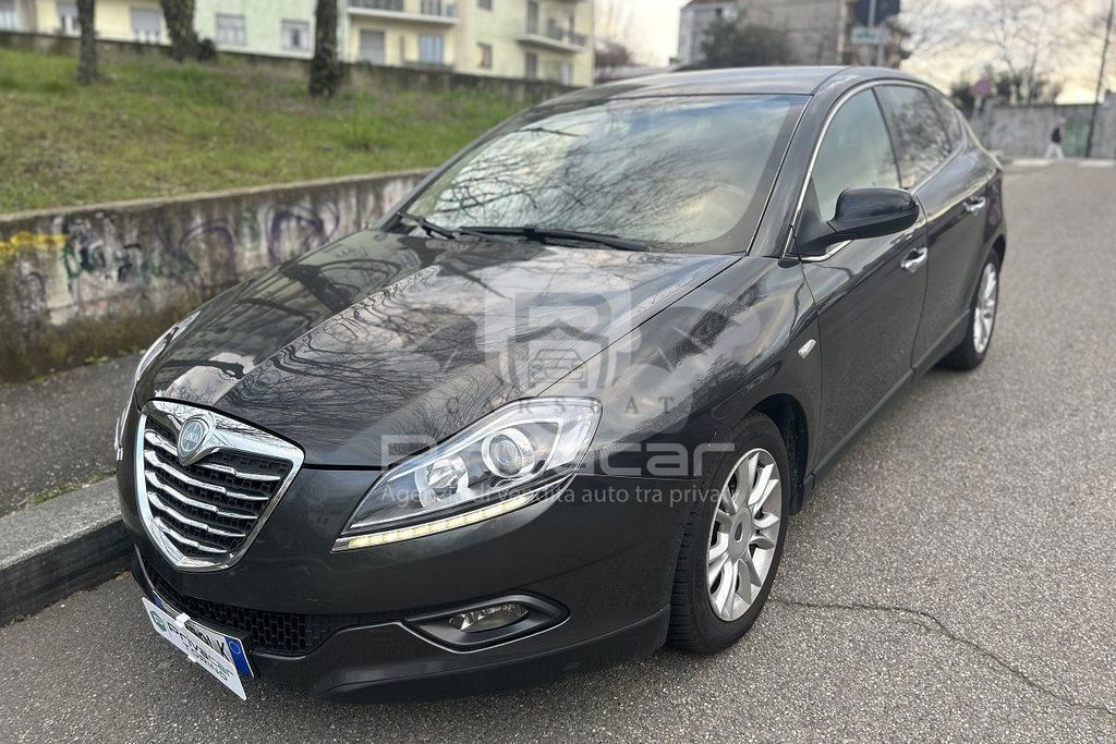Lancia Delta 2011