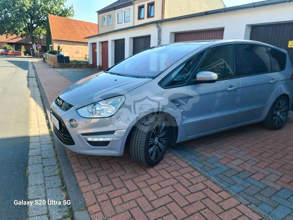 Ford S-Max 2012
