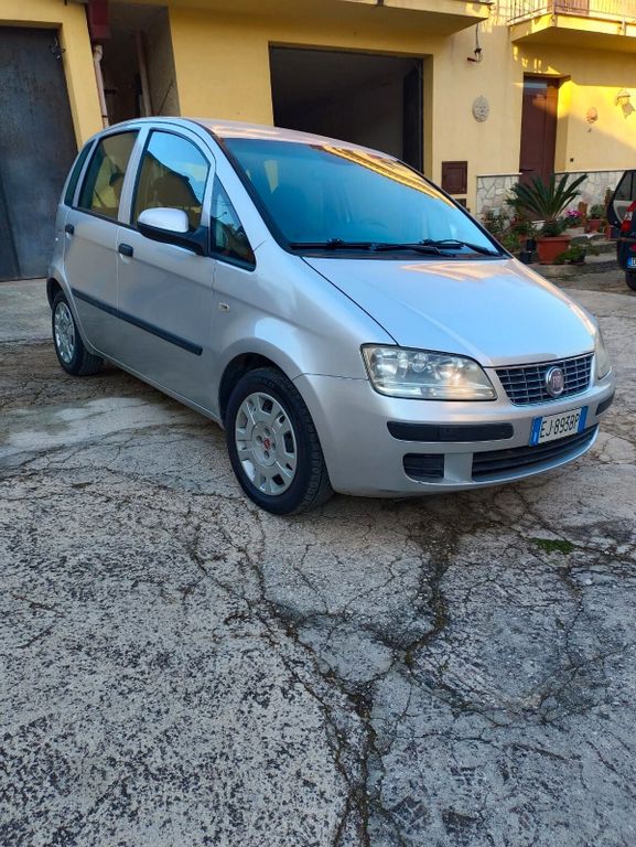 Fiat Idea 2011