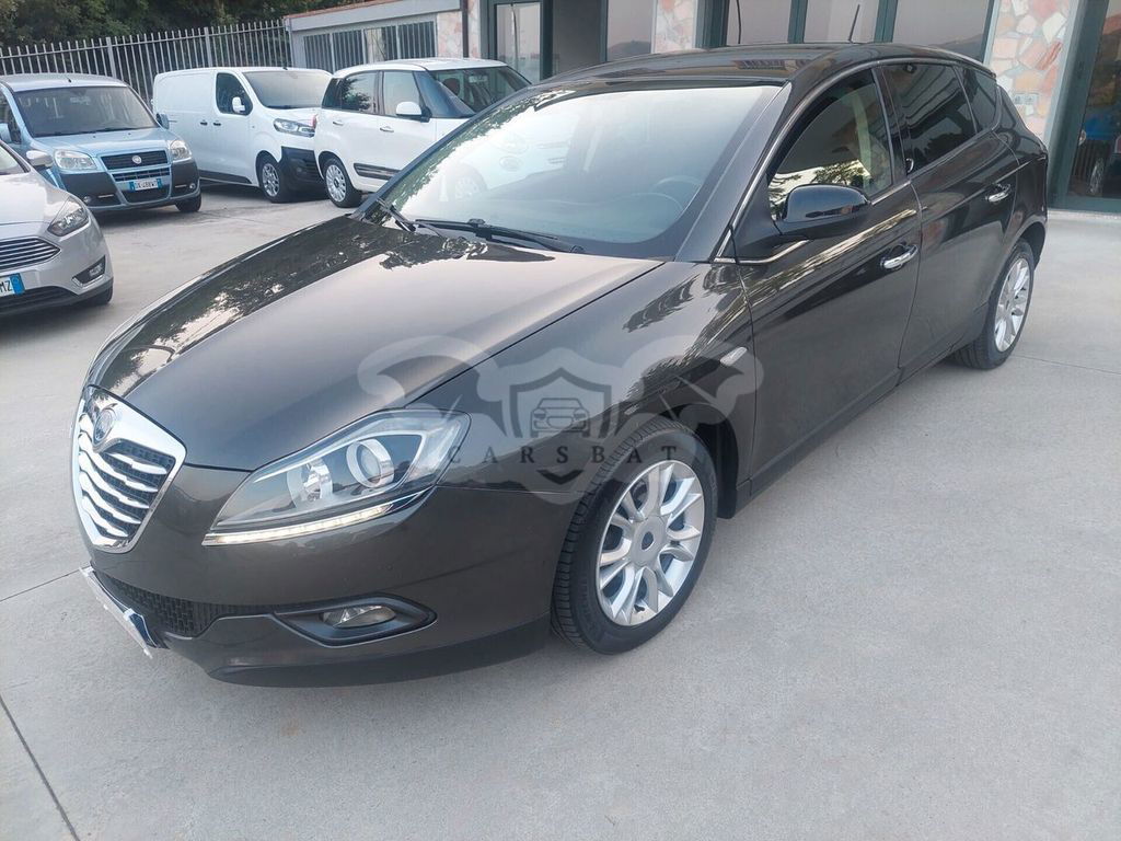 Lancia Delta 2011