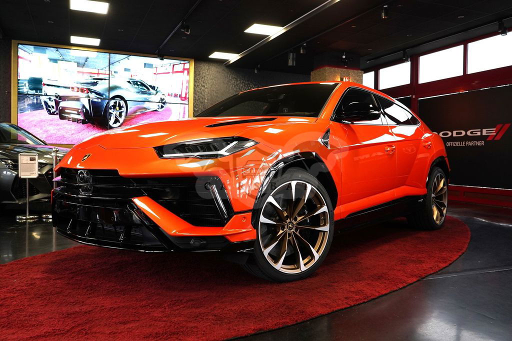 Lamborghini Urus 2024