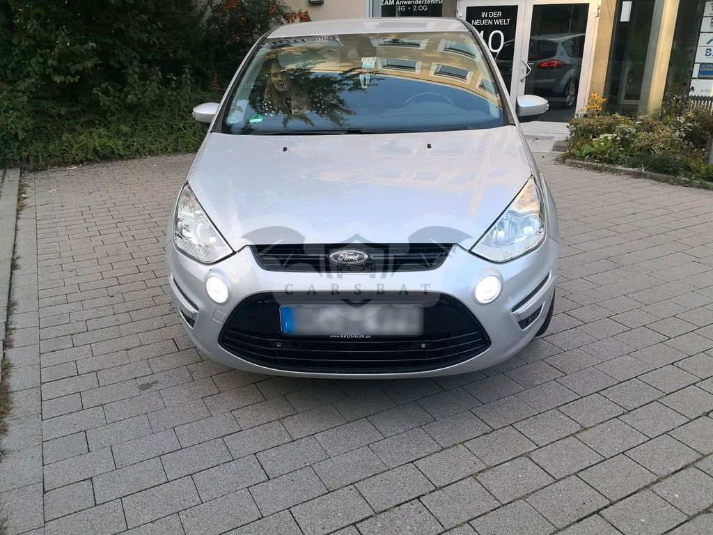 Ford S-Max 2012
