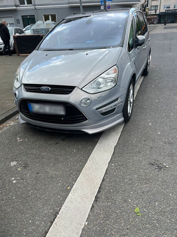 Ford S-Max 2012