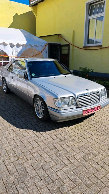 Mercedes-Benz CE 230 1992