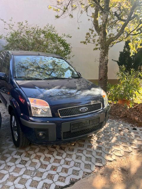 Ford Fusion 2009