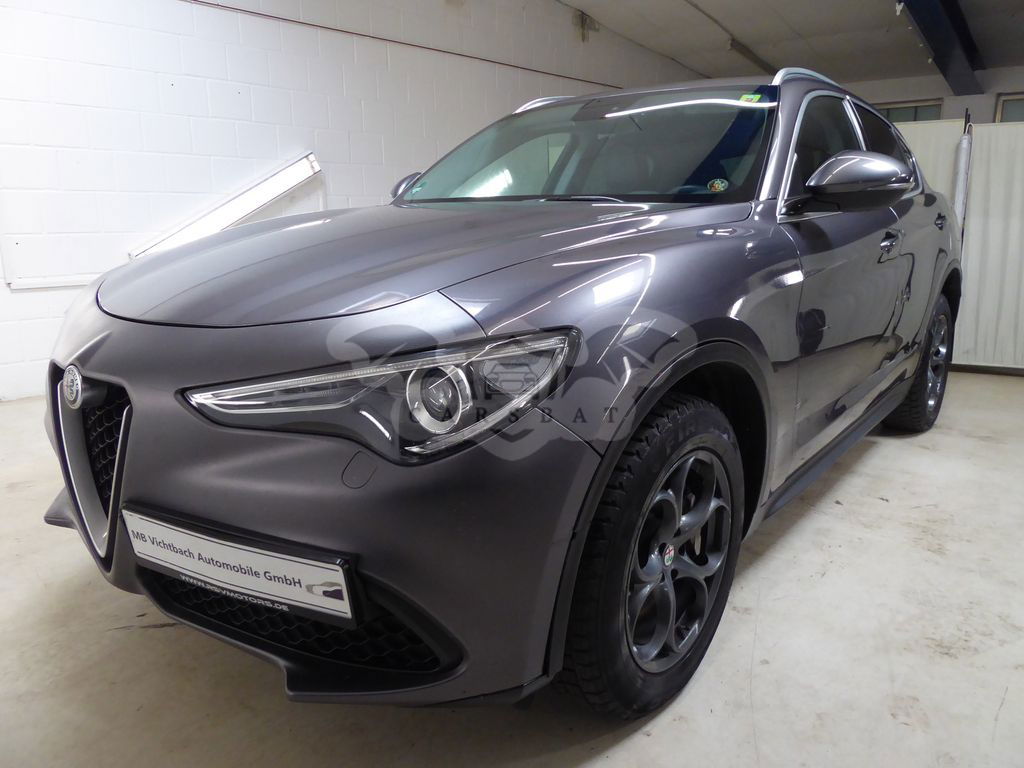 Alfa Romeo Stelvio 2017
