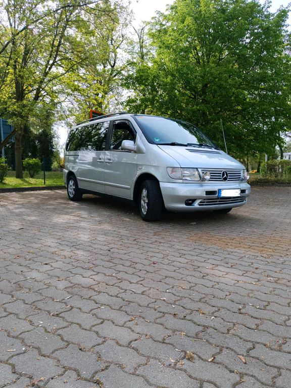 Mercedes-Benz V 220 2001