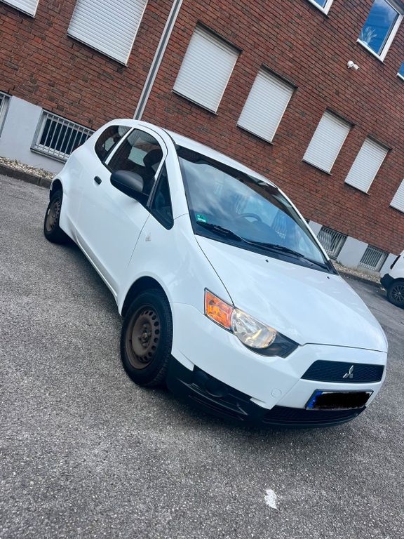 Mitsubishi Colt 2012