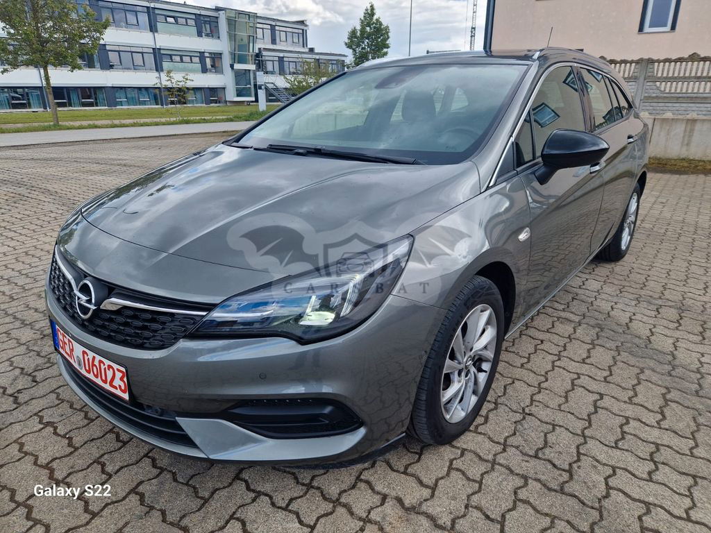 Opel Astra 2022